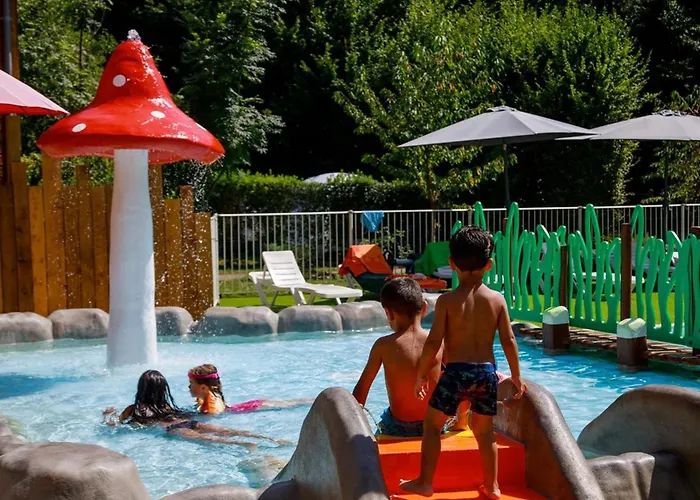 Mobil-home Avec Terrasse - 5 Personnes - Api-1-52-1426 אתר קמפינג La Bastide-de-Sérou