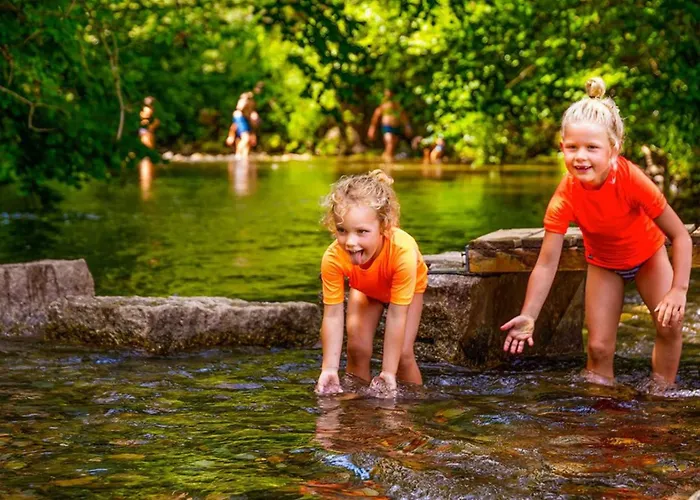 Mobil-home Avec Terrasse - 5 Personnes - Api-1-52-1426 אתר קמפינג